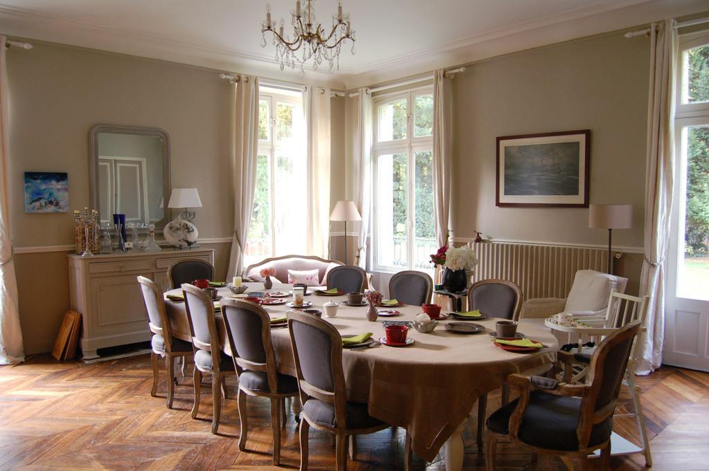 Bed and Breakfast Le Manoir Du Menillet Bornel Экстерьер фото